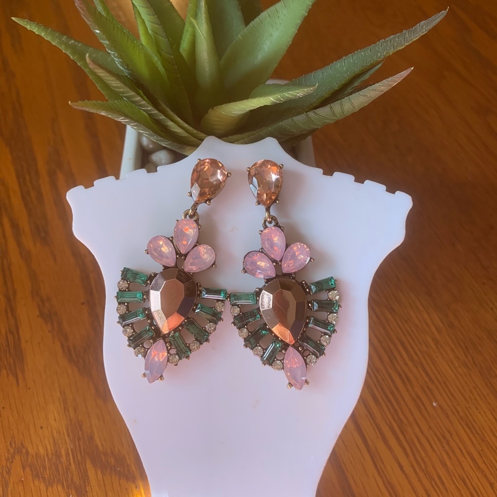 Mauve pink chandelier earrings - Picture 3 of 8